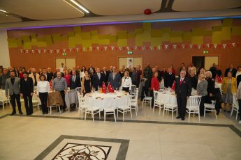 Cumhuriyetin-102.-yili-kapsaminda-Ayvalik-Ataturkcu-Dusunce-Derneginin-ev-sahipliginde-duzenlenen-bulusma-3-345x230 Cumhuriyet'in 102. yılı kapsamında, Ayvalık Atatürkçü Düşünce Derneği'nin ev sahipliğinde düzenlenen buluşma