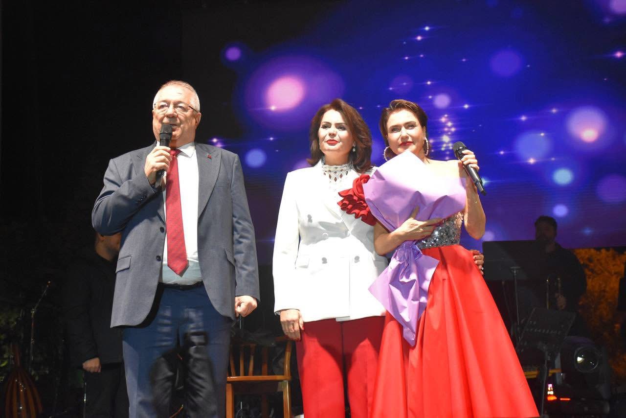 IMG_3171  Cumhuriyet’in 102. Yıldönümü Edremit’te coşkuyla kutlandı