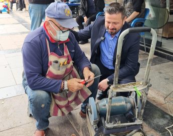 WhatsApp-Image-2025-10-22-at-08.28.00-12-345x272 “AK Parti İl Başkanı Mehmet Aydemir Edremit’i de gönülleri de fethetti”