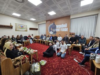 WhatsApp-Image-2025-10-22-at-08.28.00-3-345x259 “AK Parti İl Başkanı Mehmet Aydemir Edremit’i de gönülleri de fethetti”