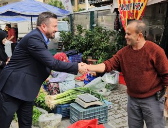 WhatsApp-Image-2025-10-22-at-08.28.00-6-345x263 “AK Parti İl Başkanı Mehmet Aydemir Edremit’i de gönülleri de fethetti”