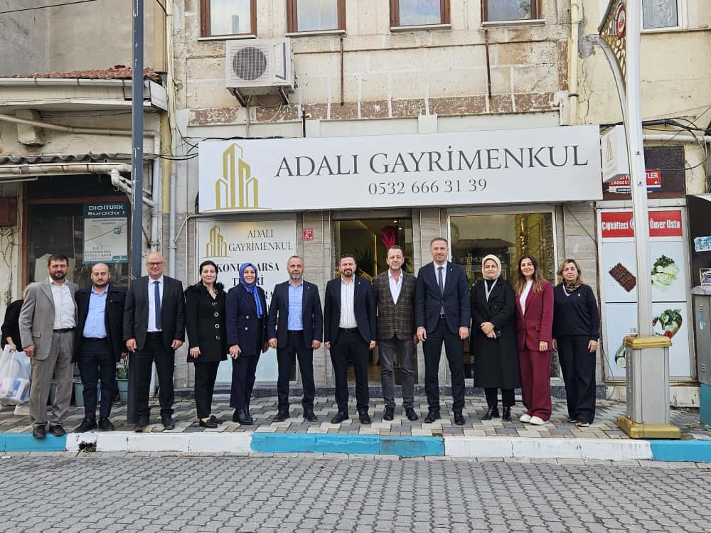 WhatsApp-Image-2025-10-24-at-11.56.45-2 AK Parti İl Başkanı Mehmet Aydemir: “Susurluk’a Yakışır, Gurur Duyduğumuz Bir Yatırımı Hizmete Açtık”