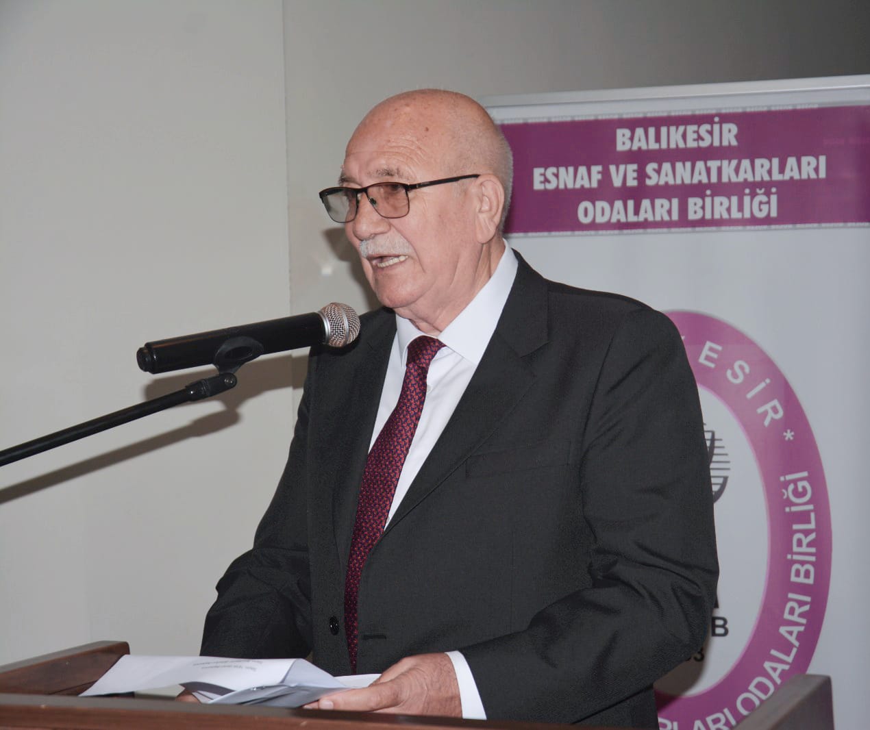 WhatsApp-Image-2025-10-27-at-11.08.28 ERDEM: 'TÜRK ESNAFI BU ÜLKENİN VİCDANIDIR'