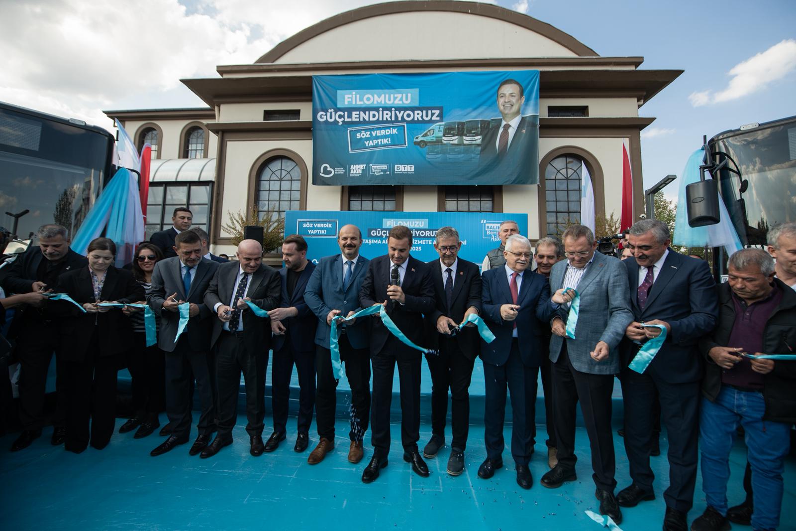 akin_yollari_degil_gonulleri_de_birbirine_bagladik_1 13 YENİ ARAÇ HİZMETTE