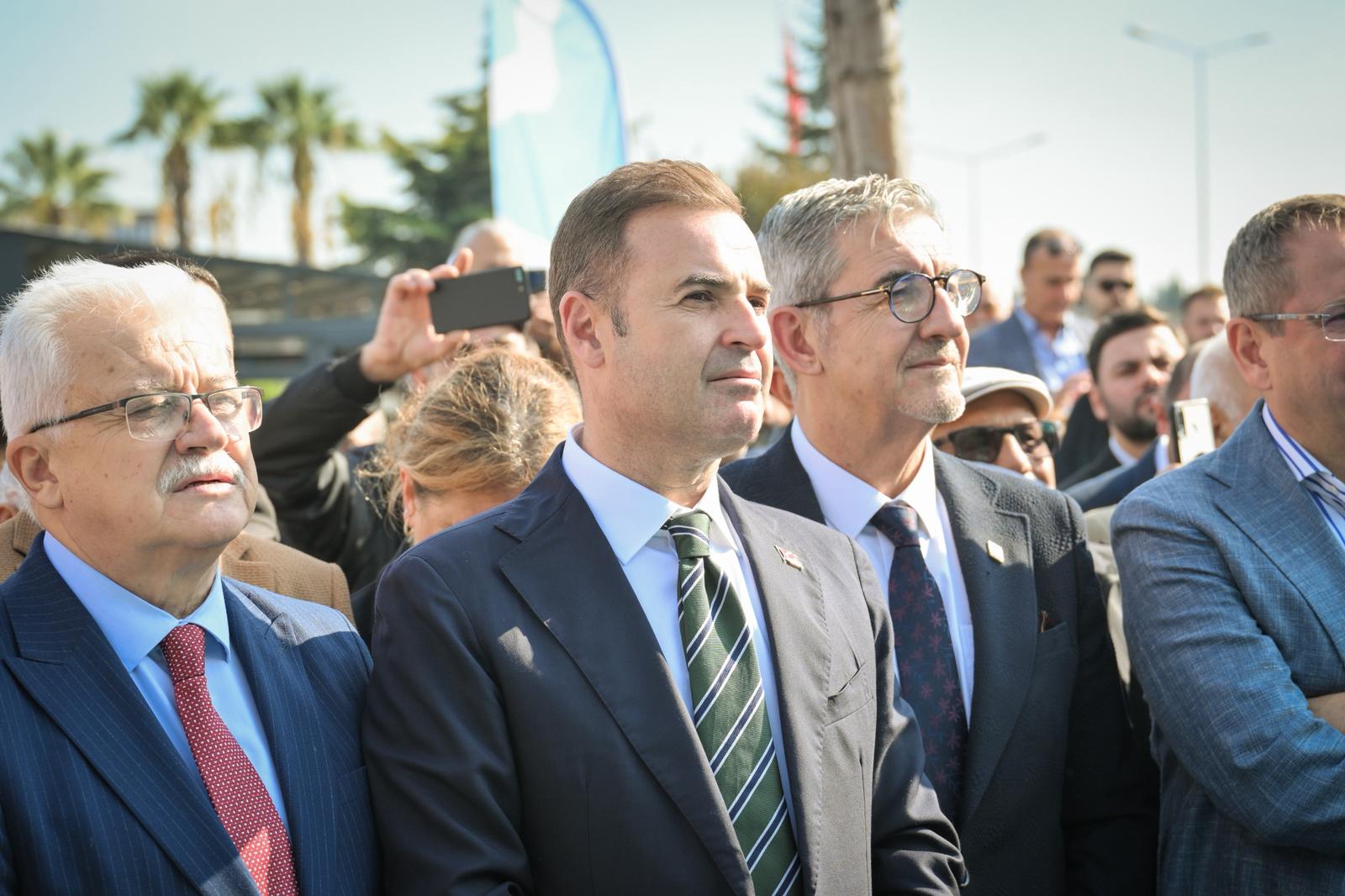 akin_yollari_degil_gonulleri_de_birbirine_bagladik_4 13 YENİ ARAÇ HİZMETTE