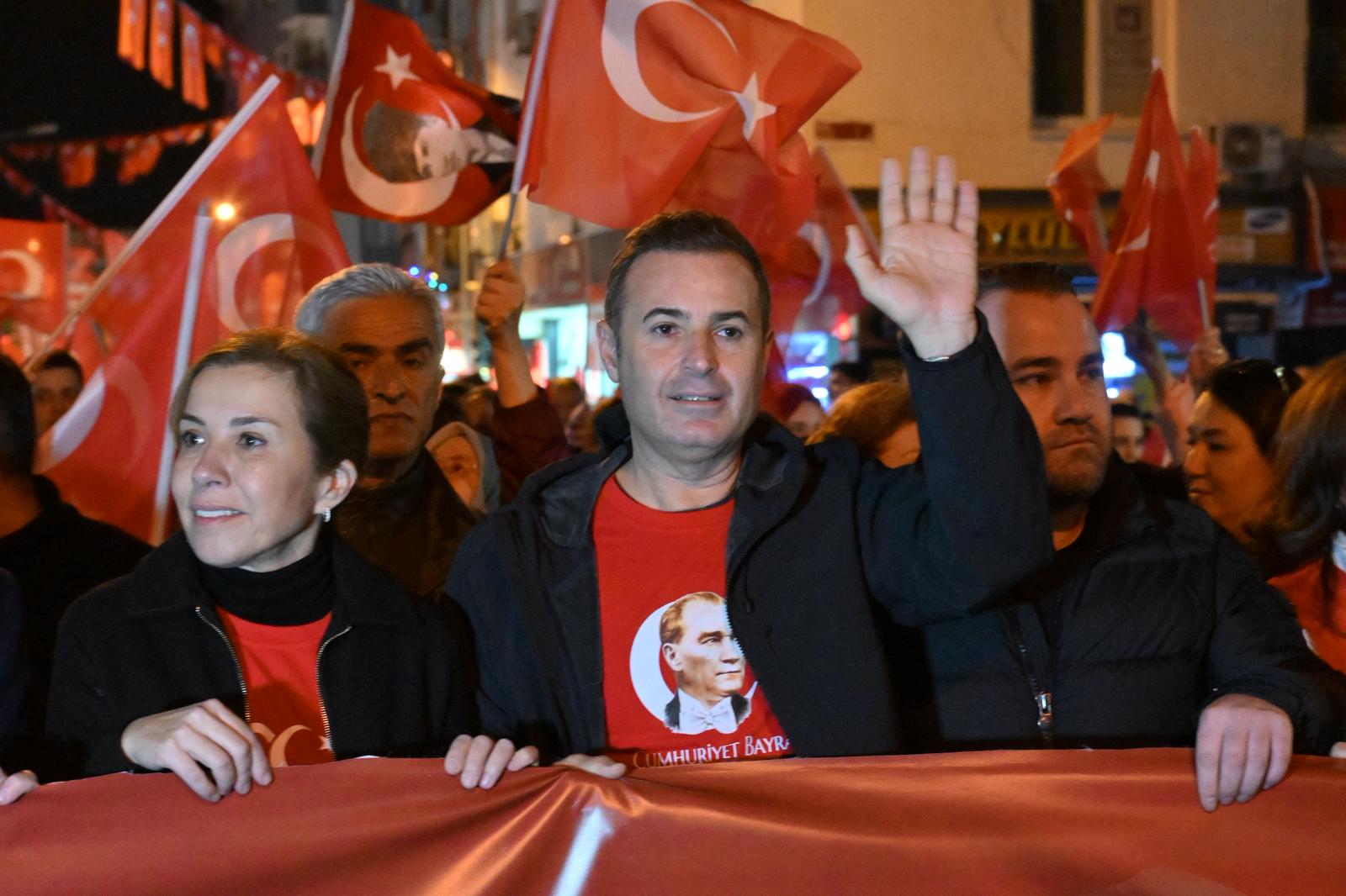 kuvayimilliyenin_sehrinde_cumhuriyet_coskusu__14 KUVAYI MİLLİYE’NİN ŞEHRİNDE CUMHURİYET COŞKUSU  AKIN, “CUMHURİYET KİMSESİZLERİN KİMSESİDİR”