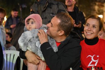 kuvayimilliyenin_sehrinde_cumhuriyet_coskusu__2-345x230 KUVAYI MİLLİYE’NİN ŞEHRİNDE CUMHURİYET COŞKUSU  AKIN, “CUMHURİYET KİMSESİZLERİN KİMSESİDİR”