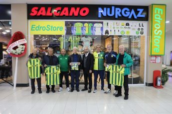 photo_2025-10-10_12-50-01-345x230 Edremitspor Taraftar Mağazası “EdroStore” hizmete açıldı