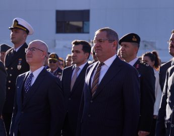 06-345x270 AYVALIK’TA ÖĞRETMENLER GÜNÜ COŞKUYLA KUTLANDI