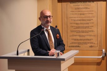 1-5-345x230 EİB VE TDU-NRW’DEN TÜRK FİRMALARINA ALMANYA’DA YATIRIM REHBERİ