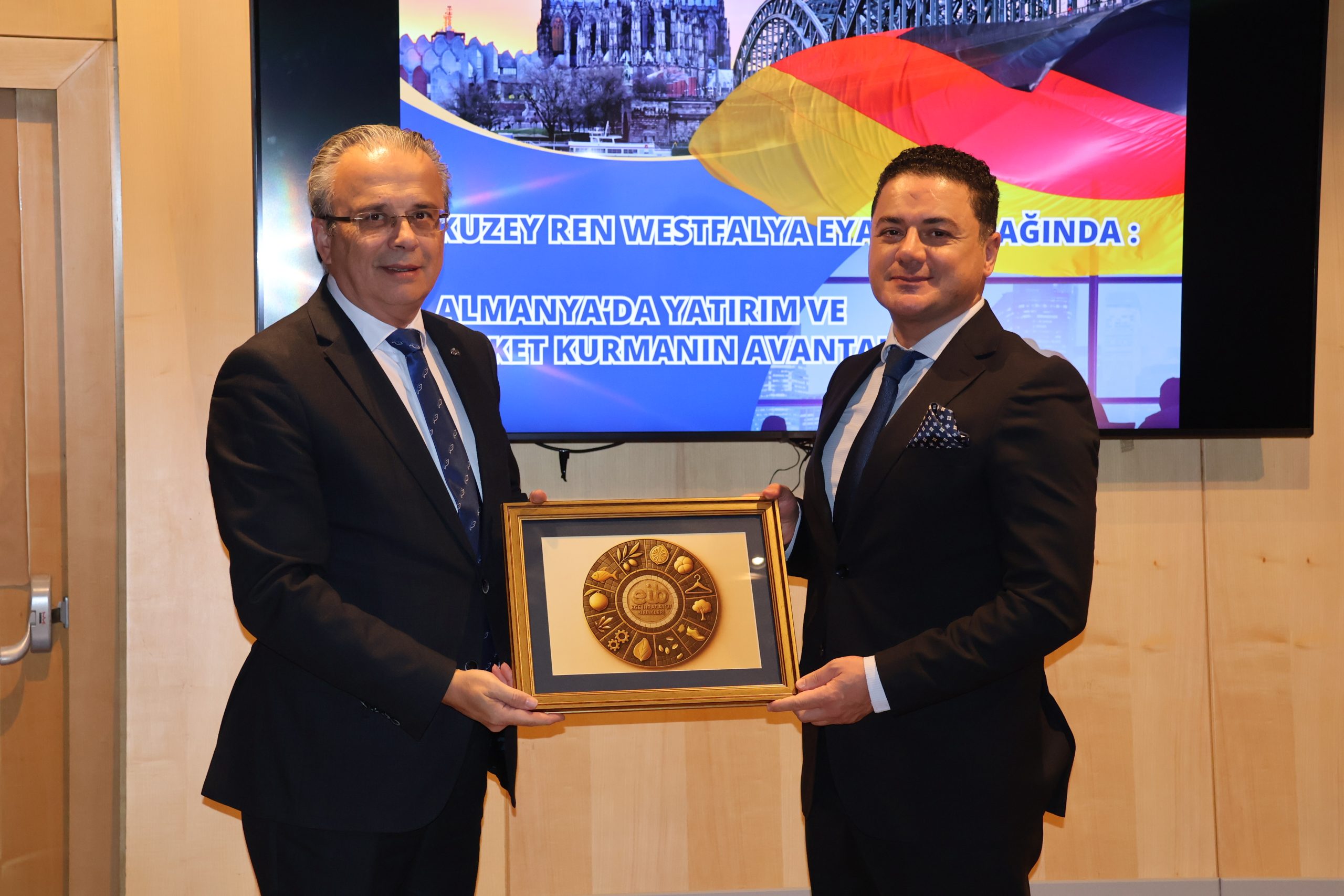 1-6-scaled EİB VE TDU-NRW’DEN TÜRK FİRMALARINA ALMANYA’DA YATIRIM REHBERİ