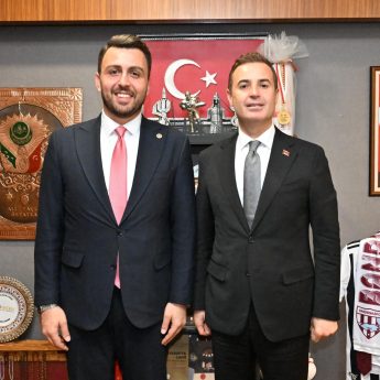 14-345x345 AHMET AKIN KUVAYIMİLLİYE RUHUNU ANKARA’YA TAŞIDI: “ŞEHRİMİZİN MENFAATİ HER ŞEYİN ÜZERİNDEDİR.”