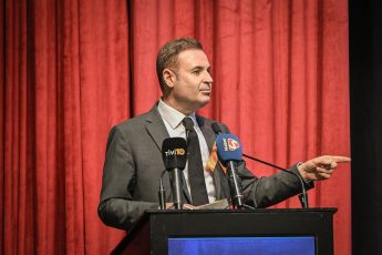 akin_balikesirimizi_hep_birlikte_sporun_merkezi_yapacagiz__2-345x230 AKIN: “BALIKESİR’İMİZİ HEP BİRLİKTE SPORUN MERKEZİ YAPACAĞIZ”