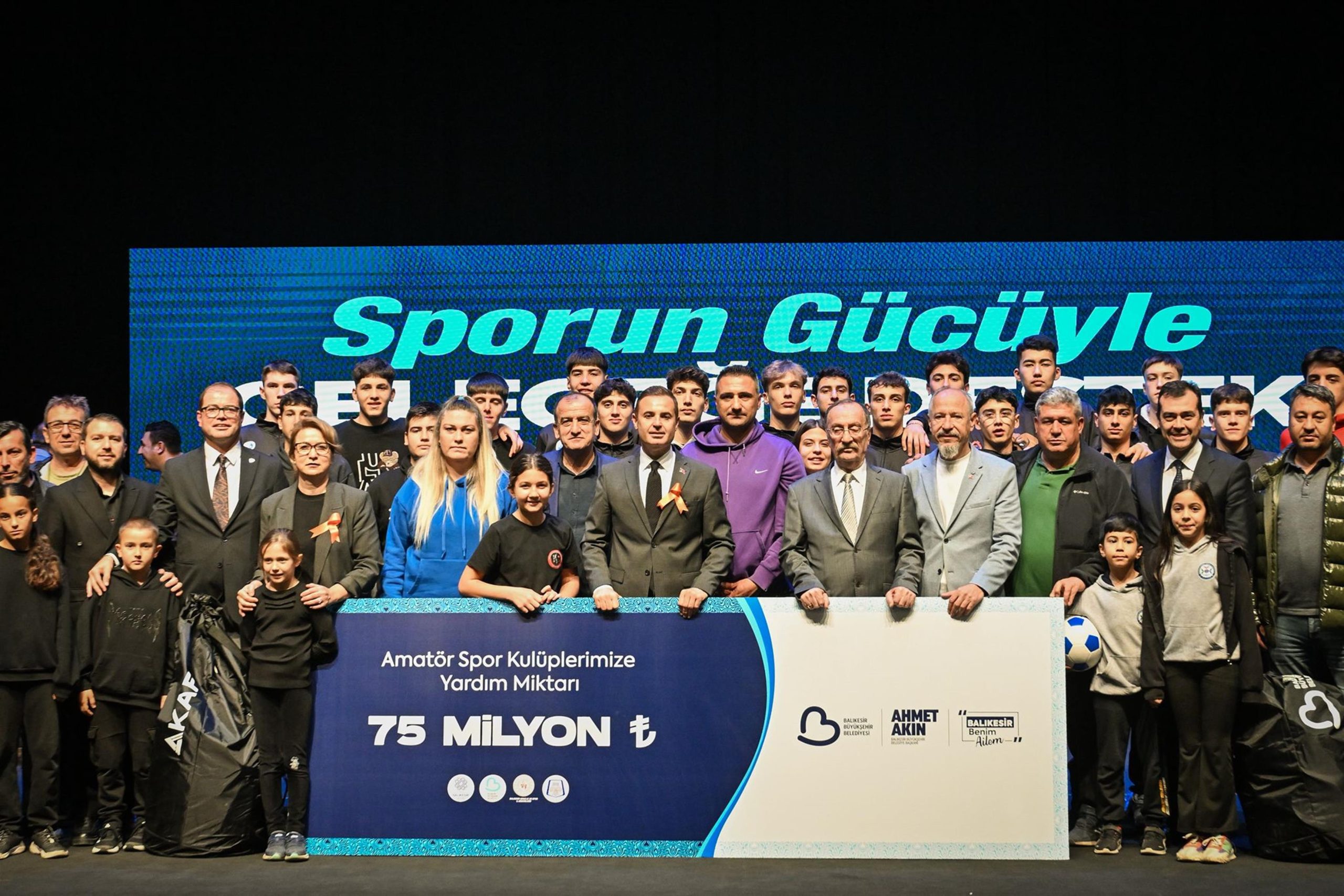 akin_balikesirimizi_hep_birlikte_sporun_merkezi_yapacagiz__4-scaled AKIN: “BALIKESİR’İMİZİ HEP BİRLİKTE SPORUN MERKEZİ YAPACAĞIZ”