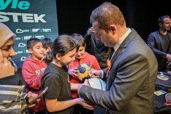 akin_balikesirimizi_hep_birlikte_sporun_merkezi_yapacagiz__7-345x230 AKIN: “BALIKESİR’İMİZİ HEP BİRLİKTE SPORUN MERKEZİ YAPACAĞIZ”