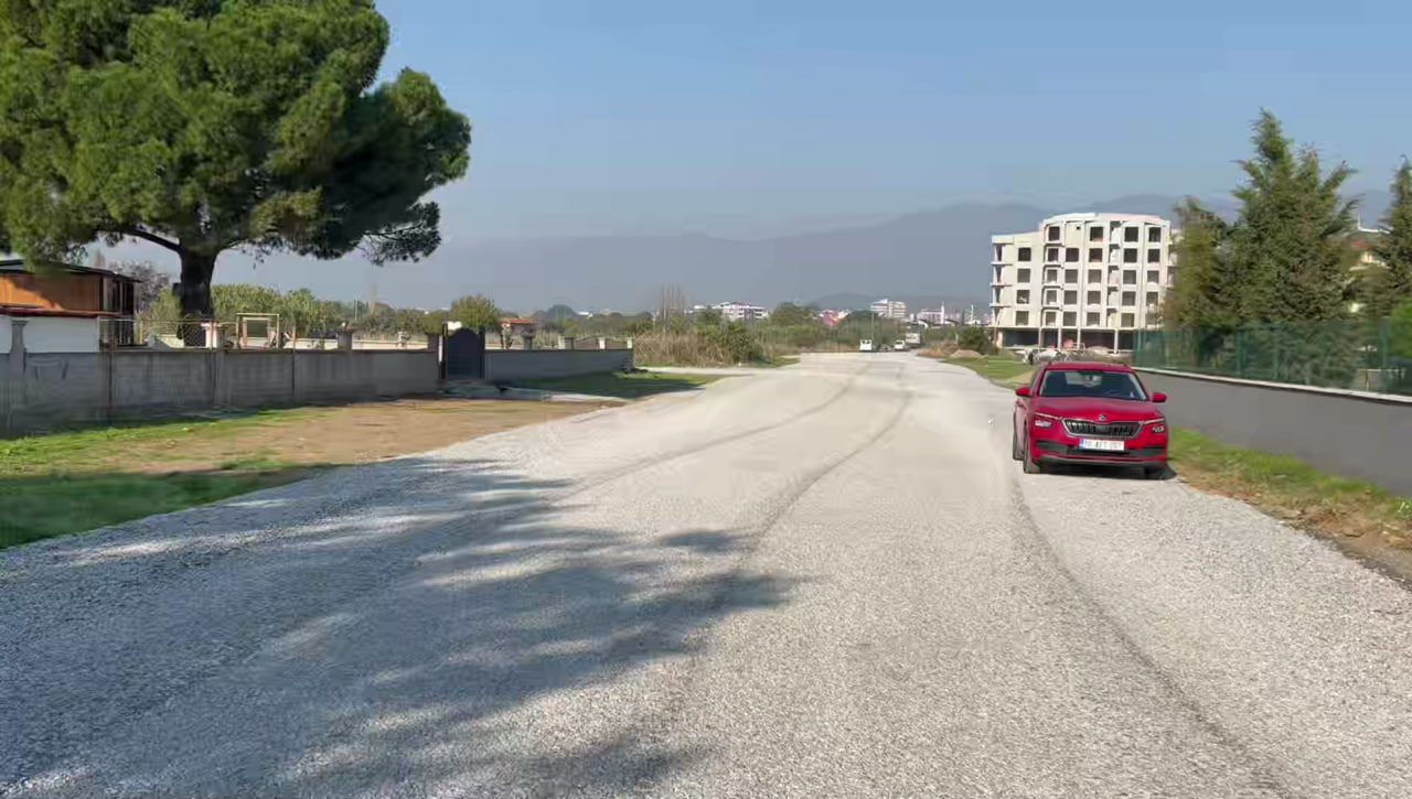 photo_2025-11-06_13-49-26 Edremit Belediyesi çalışıyor, Hamidiye Mahallesi yenileniyor