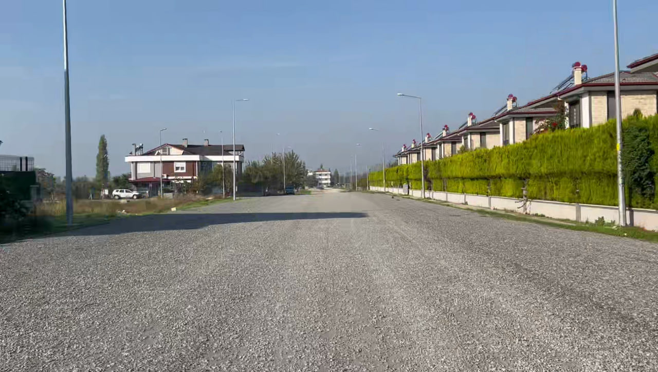 photo_2025-11-06_13-49-32 Edremit Belediyesi çalışıyor, Hamidiye Mahallesi yenileniyor