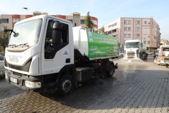 photo_2025-11-25_10-45-50-345x230 Edremit’te temizlikte 7/24 kesintisiz hizmet