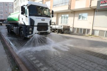 photo_2025-11-25_10-45-54-345x230 Edremit’te temizlikte 7/24 kesintisiz hizmet