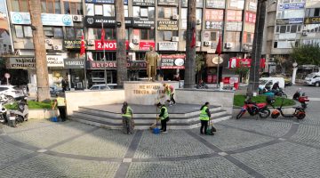 Edremit’te temizlikte 7/24 kesintisiz hizmet