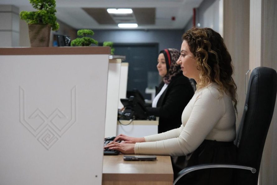 1-2-890x593 ALTIEYLÜL’DE GÜÇLÜ İLETİŞİM, YÜKSEK MEMNUNİYET