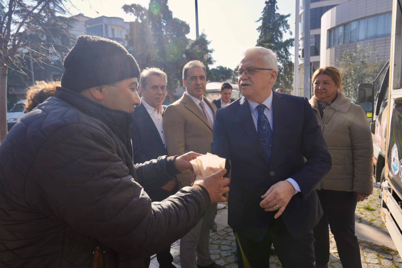 1-5 BURHANİYE BELEDİYESİ’NDEN GÜLŞAH DURBAY ANISINA LOKMA HAYRI