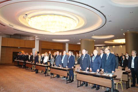 1766664595_KURU_MEYVE1-480x320 Kuru Meyve Sektörü 2025’i Masaya Yatırdı