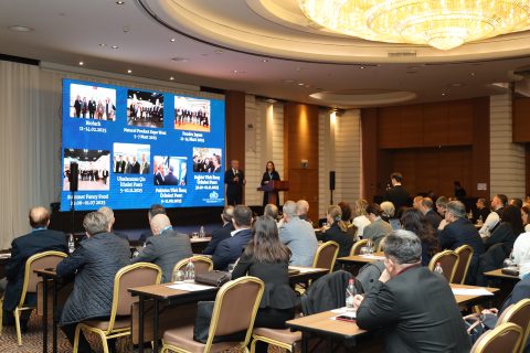 1766664613_KURU_MEYVE7-480x320 Kuru Meyve Sektörü 2025’i Masaya Yatırdı