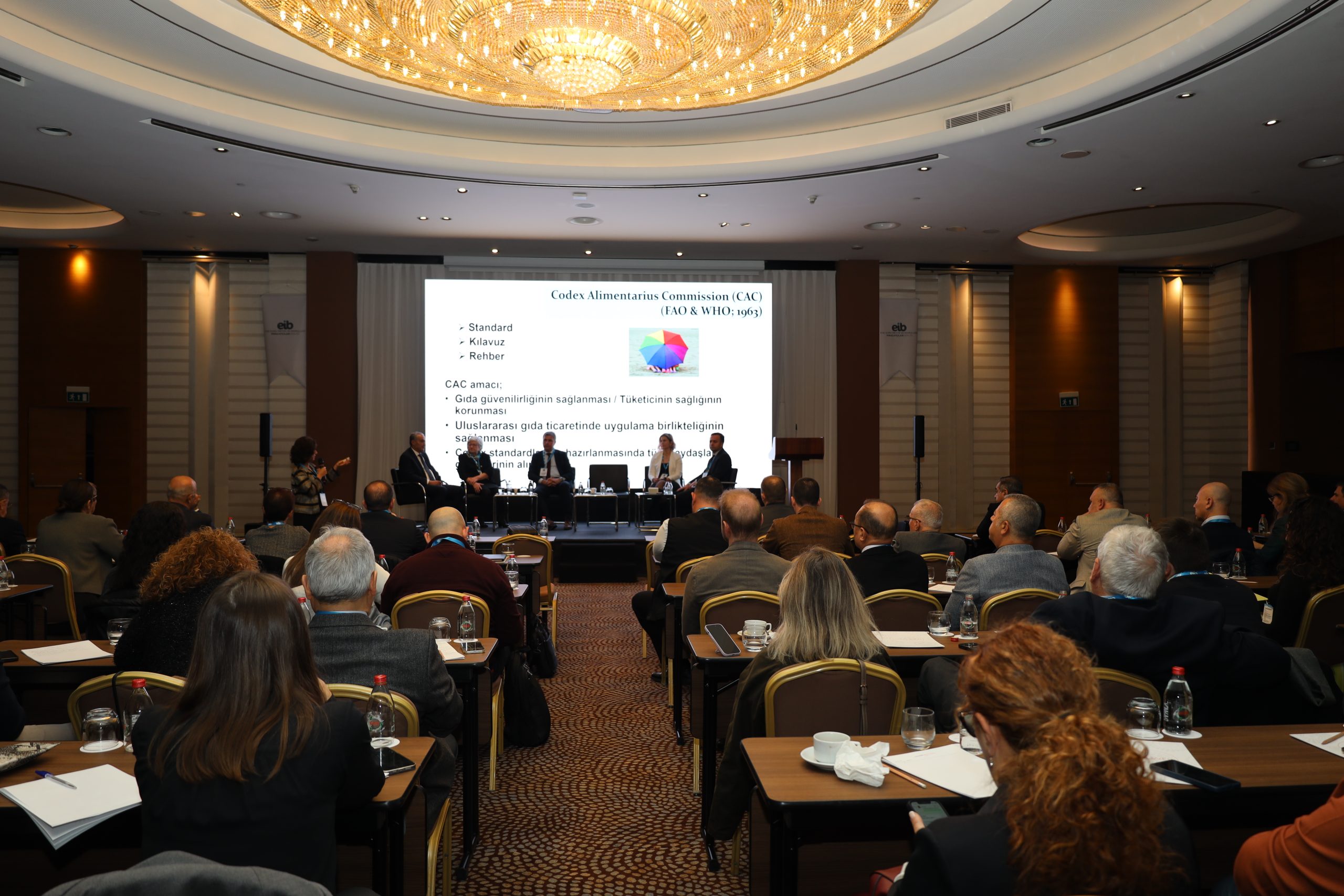 1766664626_KURU_MEYVE11-scaled Kuru Meyve Sektörü 2025’i Masaya Yatırdı