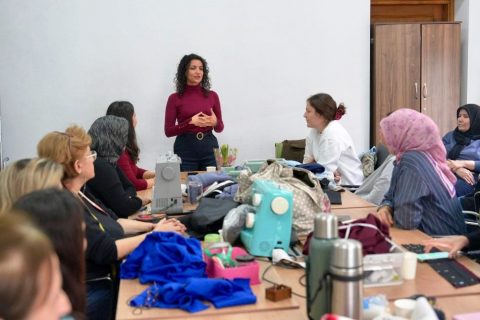 2-2-480x320 BURHANİYE BELEDİYESİ’NDEN KADINLARA ÖZEL PROGRAM DÜZENLENDİ