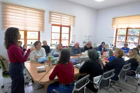 4-2-480x320 BURHANİYE BELEDİYESİ’NDEN KADINLARA ÖZEL PROGRAM DÜZENLENDİ