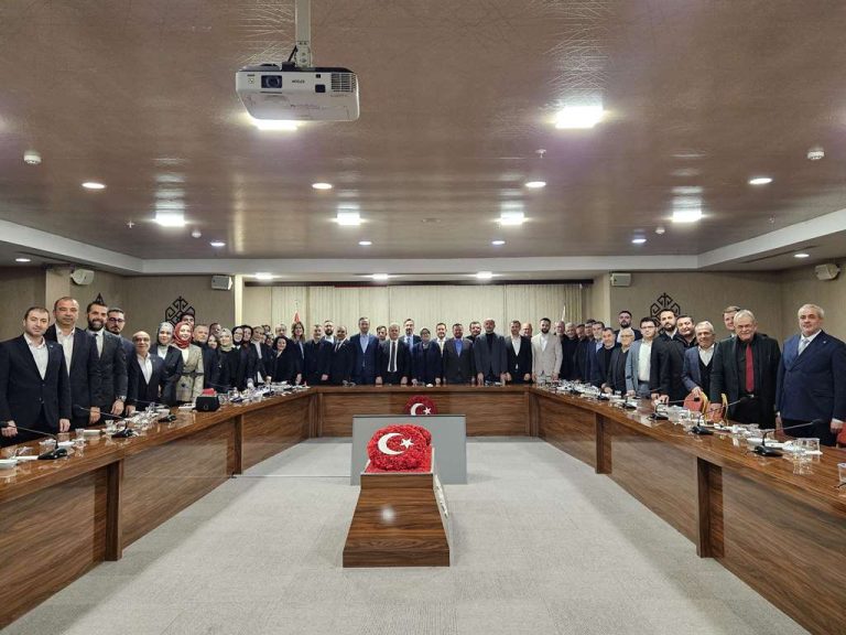 AK Parti Balıkesir İl Başkanı Mehmet Aydemir (4)