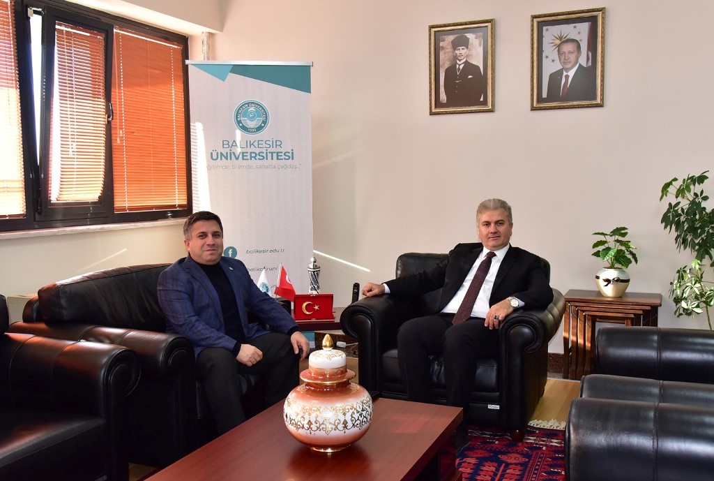 Milletvekili Mustafa Canbey’den Balıkesir Üniversitesi’ne Tebrik Ziyareti