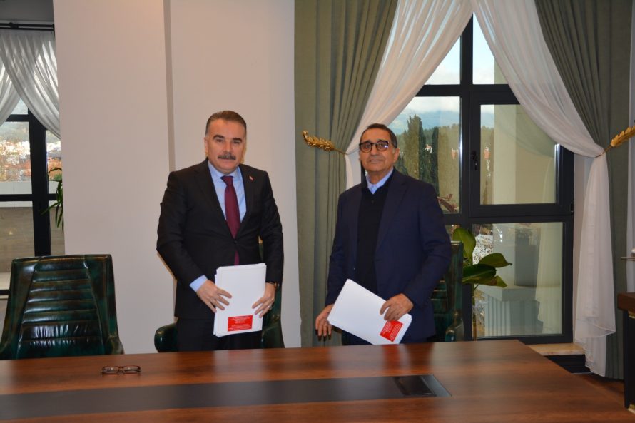 EDREMIT-TARIMA-DAYALI-OTB-1-890x593 EDREMİT TARIMA DAYALI OTB’DE DEV ADIM