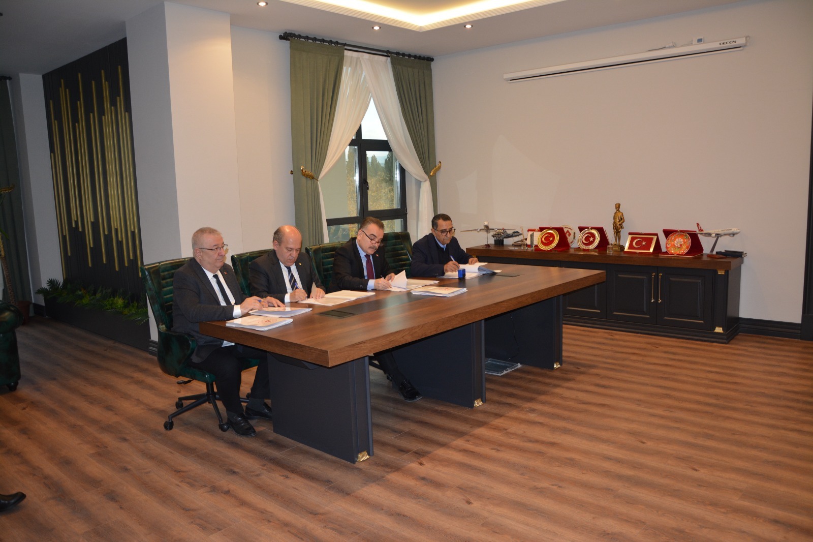 EDREMIT-TARIMA-DAYALI-OTB-3 EDREMİT TARIMA DAYALI OTB’DE DEV ADIM