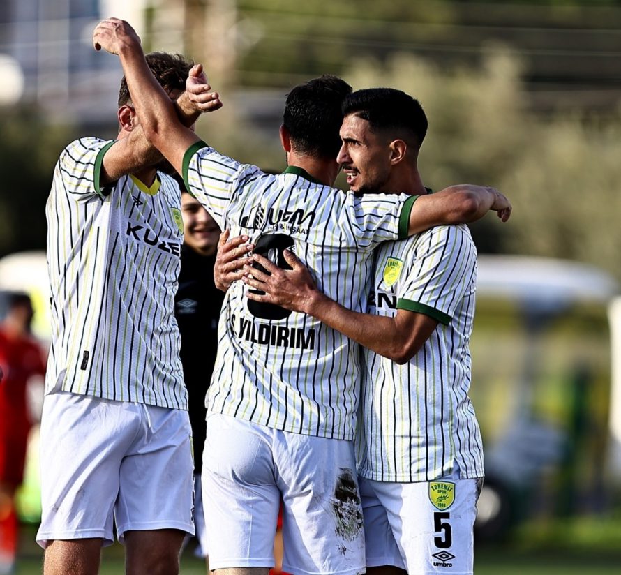 WhatsApp-Image-2025-12-14-at-21.29.04-890x824 Edremitspor, lider Gaziemir’i deplasmanda devirdi: 4-1