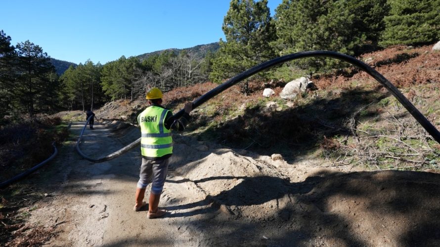 ahmet_akin_sozunu_tuttu_kalabak_suya_kavustu_3-890x500 Ahmet Akın sözünü tuttu, Kalabak suya kavuştu