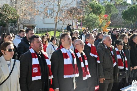 ayvalikta_anlamli_acilis__3-448x298 Ayvalık’ta anlamlı açılış Murat Ustalı'ya Vefa