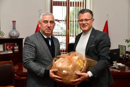 cevreci-belediyeler-2-448x299 Çevreci Belediyeler Birliği Encümen Toplantısı Bergama’da Yapıldı