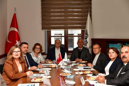 cevreci-belediyeler-4-448x299 Çevreci Belediyeler Birliği Encümen Toplantısı Bergama’da Yapıldı