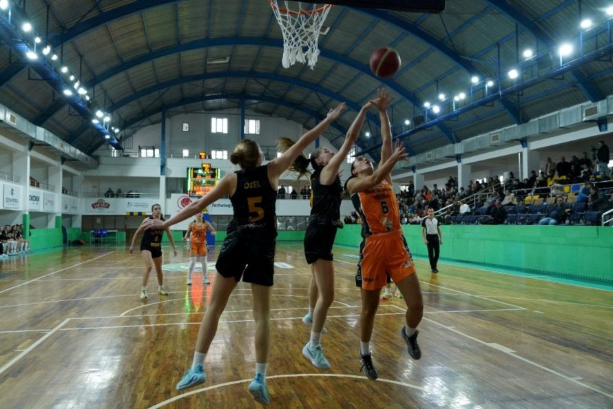 photo_2025-12-22_14-19-02-890x594 Gürespor evinde kazandı, liderliğini sürdürdü