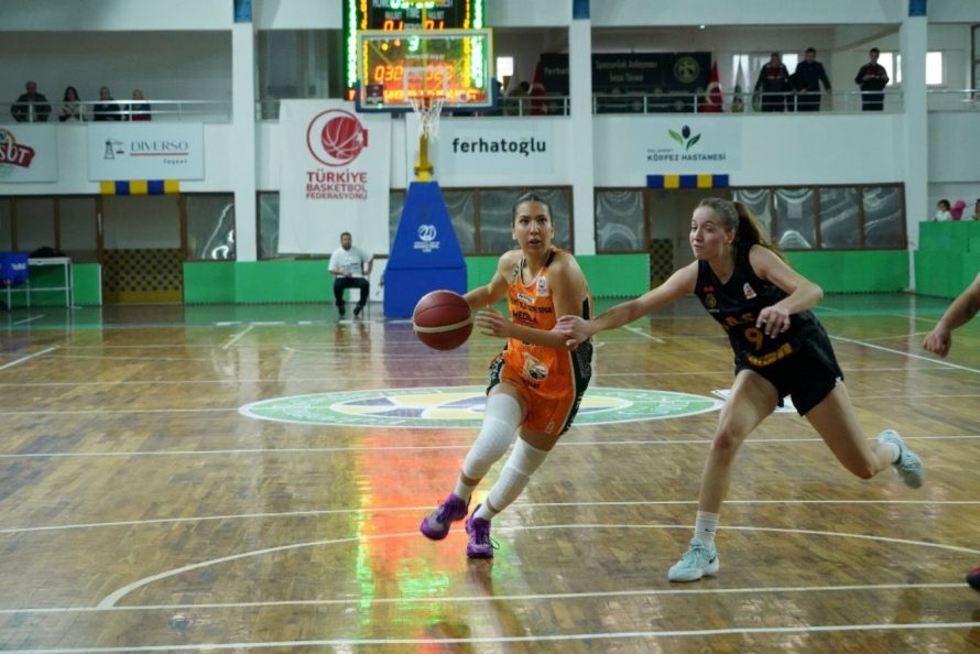 photo_2025-12-22_14-19-06-890x594 Gürespor evinde kazandı, liderliğini sürdürdü