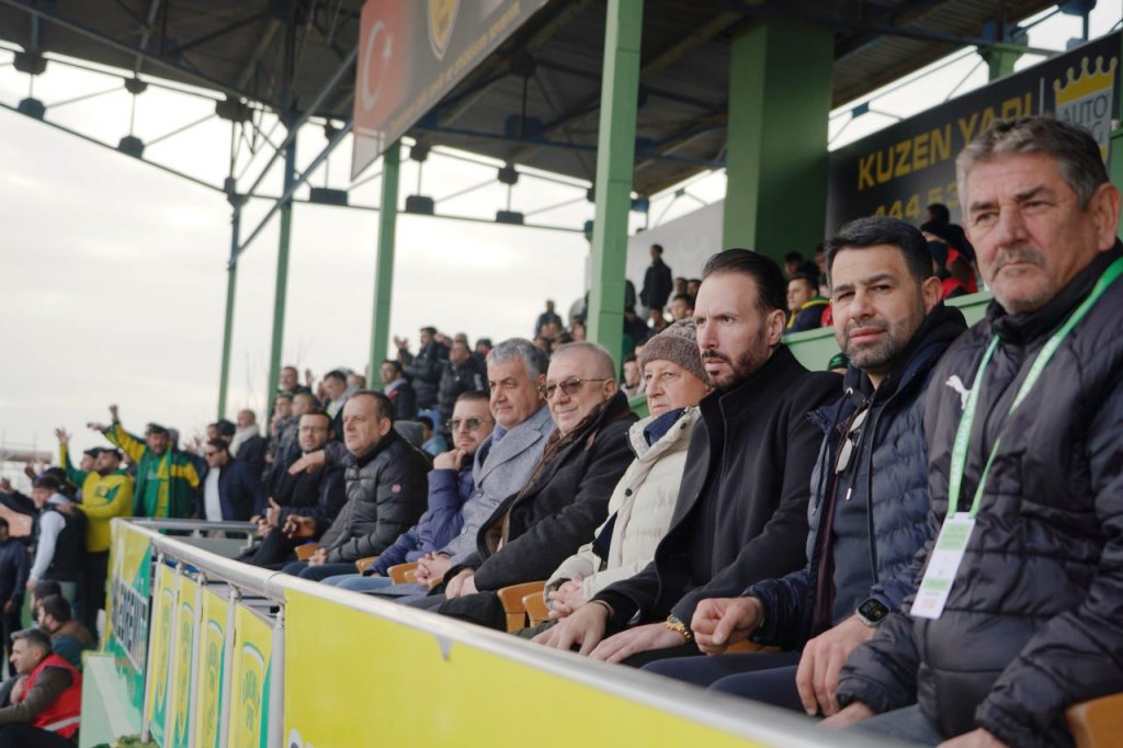 photo_5947294477120638085_y Edremitspor 5-1 Kazandı | Edremitspor Kaç Puanda, Maçı Kiminleydi?