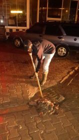 EDREMİT BELEDİYESİ YAĞIŞLARA KARŞI GÖREVDE (3)