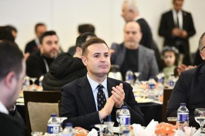 akin_yerel_ve_ulusal_basin_temsilcileriyle_bulustu__4