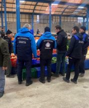 Buyuksehir belediyesi pazar yerlerini vatandasin hizmetine uygun hale getiriyor