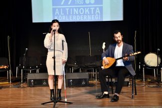 Karanliga ses oldular