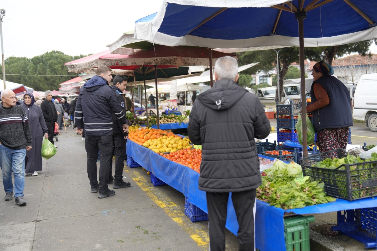 Burhaniye’de Semt Pazarlarına Sıkı Denetim: Zabıta Ekipleri Sahada